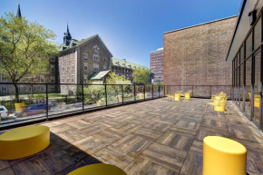 Elegant Studios and Apartments, MONTREAL - SK